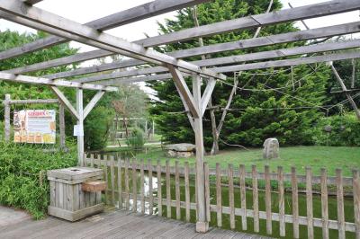 Gibbbon à favoris  blancs - 2013