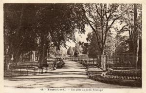Une allée du Jardin botanique