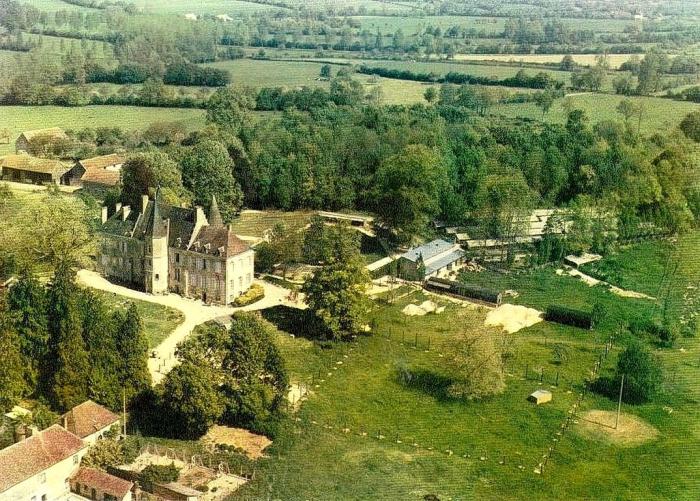 Le Zoo de Saint-Remy-du-Val - Chateau du Val