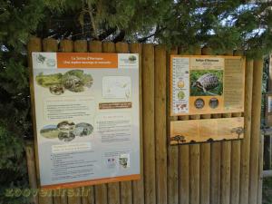 Panneaux d'information